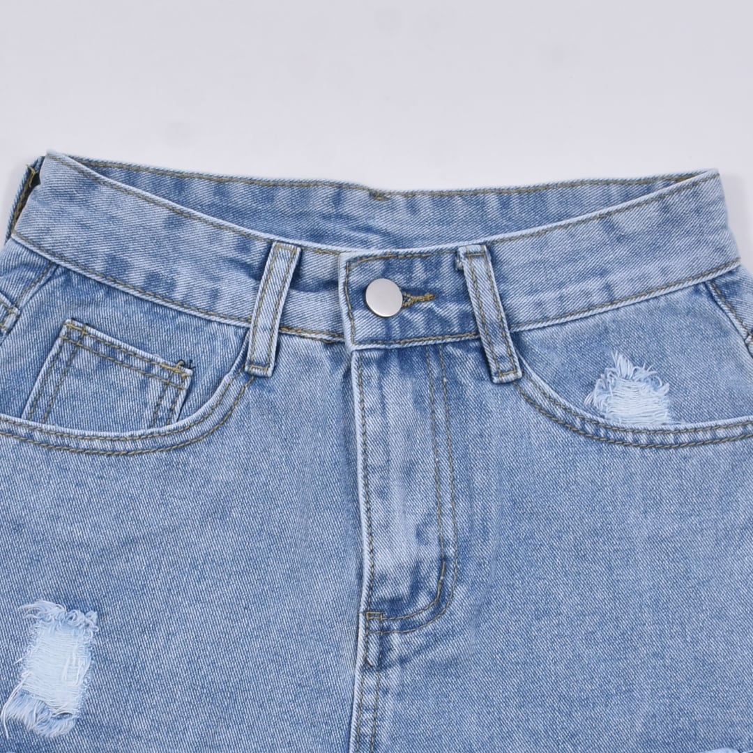 d.i.a 美品 ダメージデニムショートパンツ サイズ24 d.i.a ダイヤ デニムショートパンツ サイズ24 - メルカリ