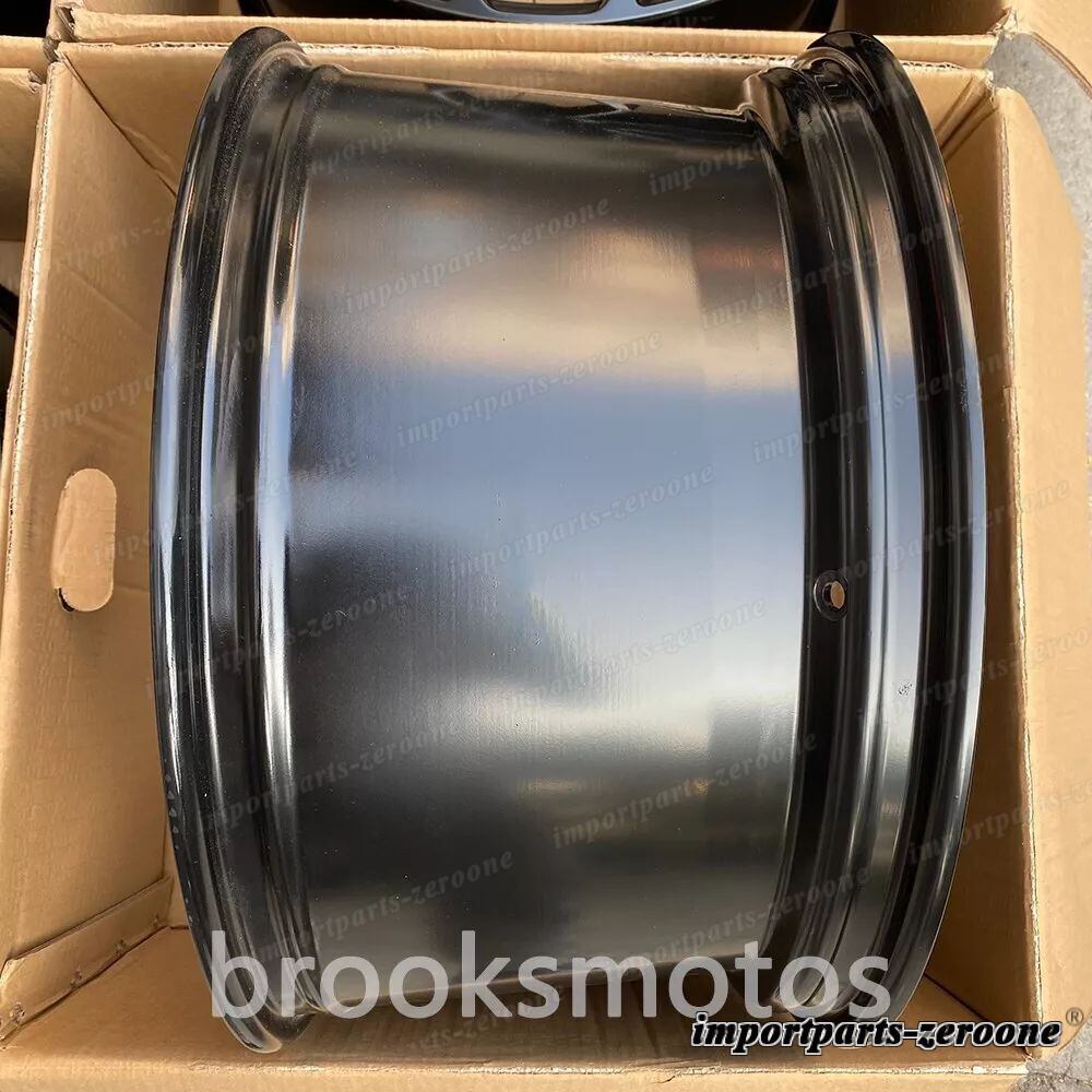 ポルシェ　純正オプションホイール22インチ ブラック5本スポークホイールセット ポルシェ純正オプションホイール22インチ ブラック5本スポーク