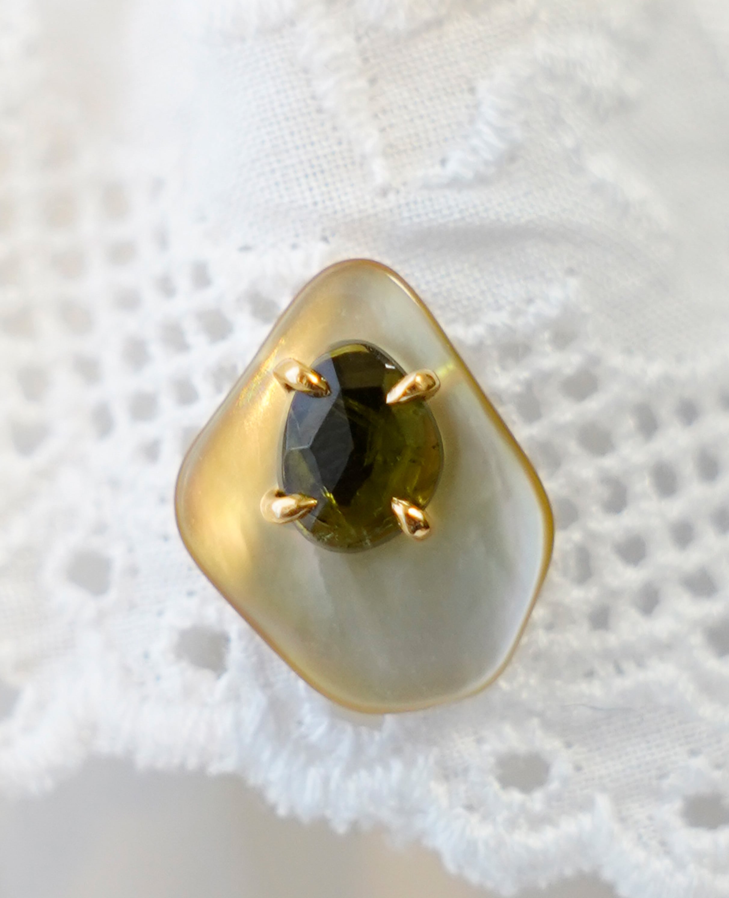 (SV)Thalatta pierced(Green Tourmaline)