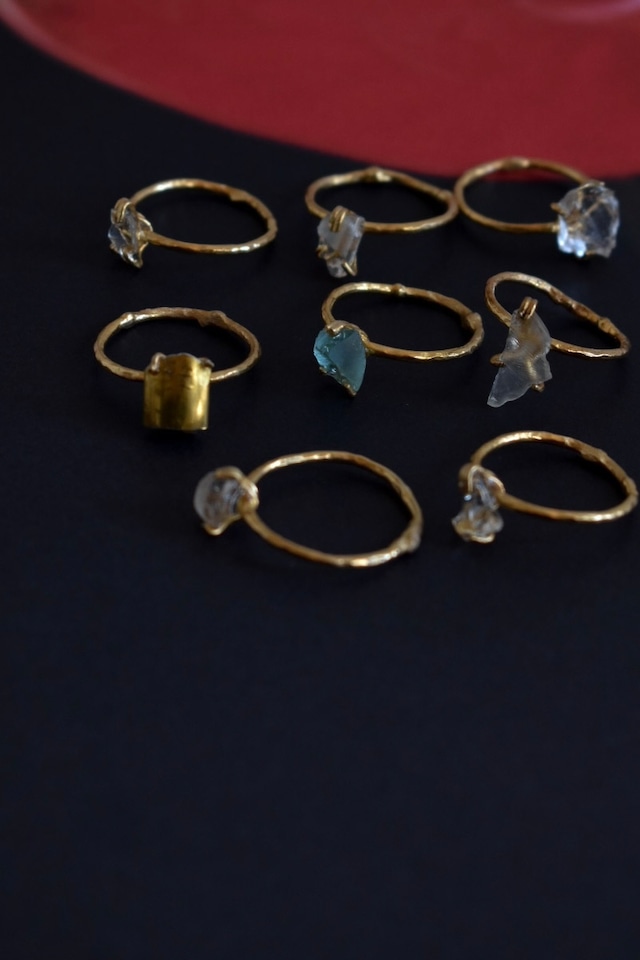 KAKERA  A fragment of glass ring