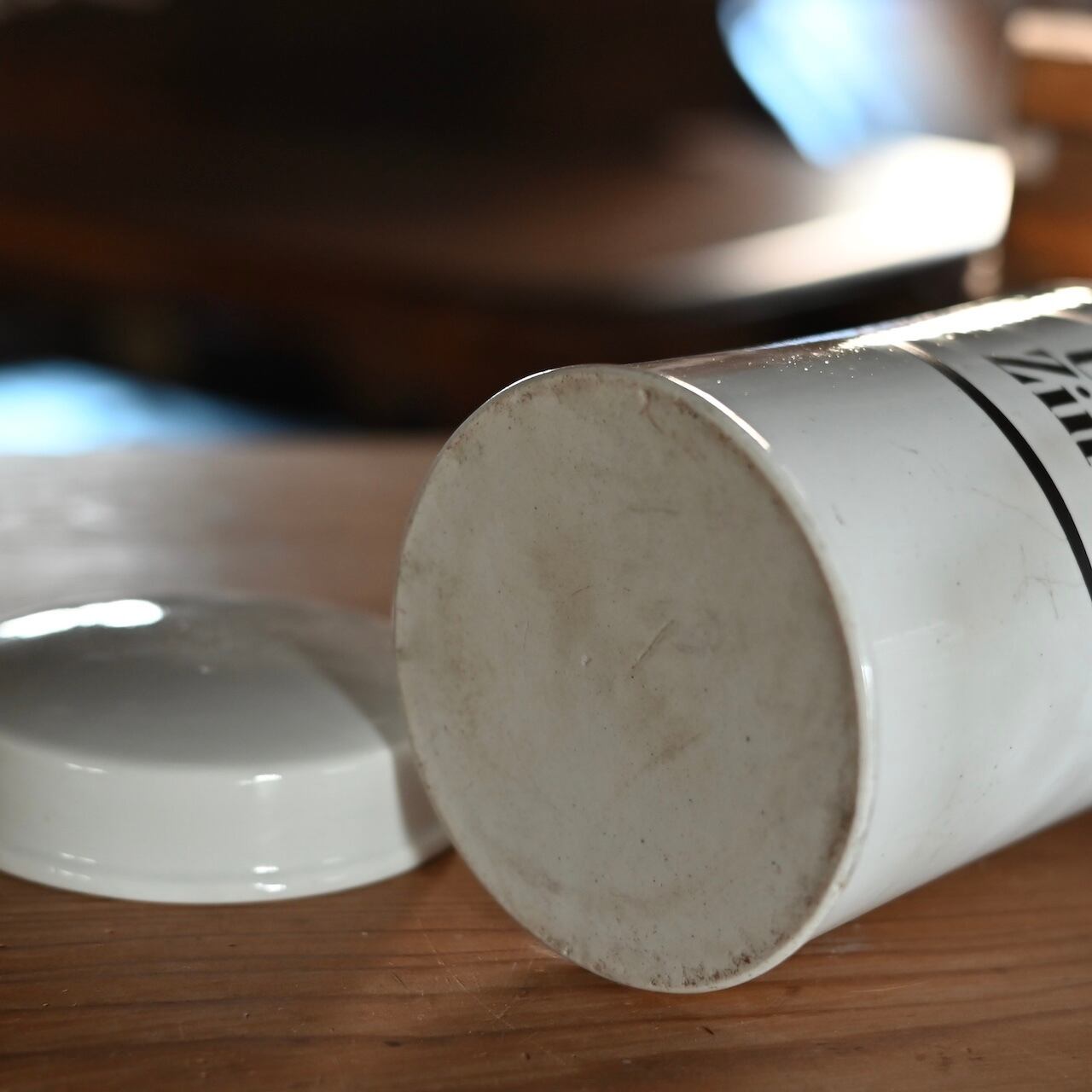 白磁 軟膏瓶 4サイズ アンティーク 薬壺 古道具 キャニスター レトロ 白磁 軟膏瓶 4サイズ アンティーク 薬壺 古道具 キャニスター レトロ