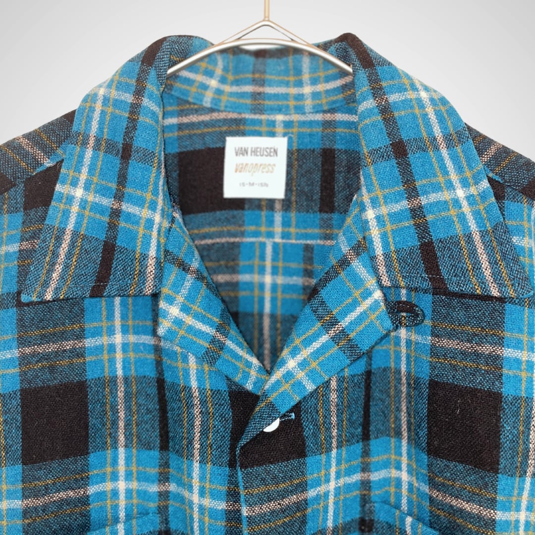 60's VINTAGE MOHAIR CARDIGAN 