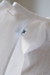 Folklore style foral embroidered blouse
