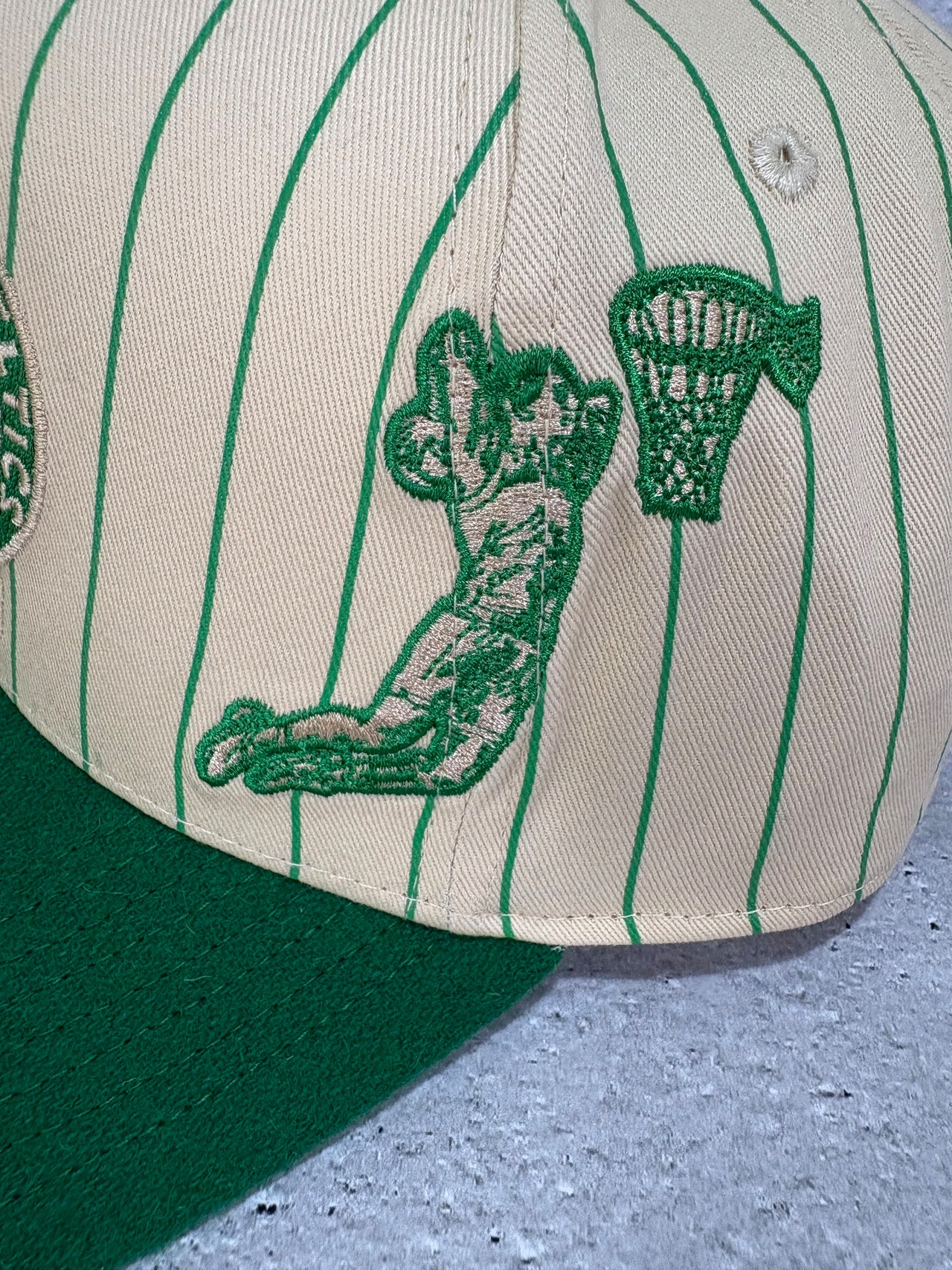 Mitchell＆Ness/ミッチェルアンドネス NBA ボストン・セルティックス キャップ クリーム