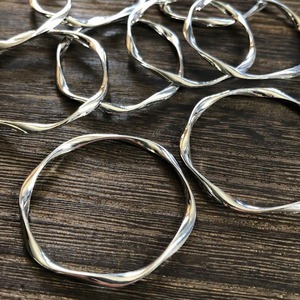 【2個】(41mm)ねじれツイストリング