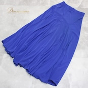 社交ダンス 衣装 スタンダード スカート レッスンウェア レディース Sanline 青 ブルー系 練習着 無地 フォーマル シンプル 上品 サンリーヌ フレアスカート 練習用 レッスン用 ダンス衣装 ロイヤルブルー きれいめ エレガント 大人 可憐 華やか 動きやすい シワになりにくい ティアドスカート ダンス スタンダード用 ボールルーム 社交ダンスレッスン 社交ダンス練習 ブルースカート 刺繍なし ファスナー仕様 ポリエステル 女性用 ウエスト調整 おしゃれ コーデ 衣装コーデ