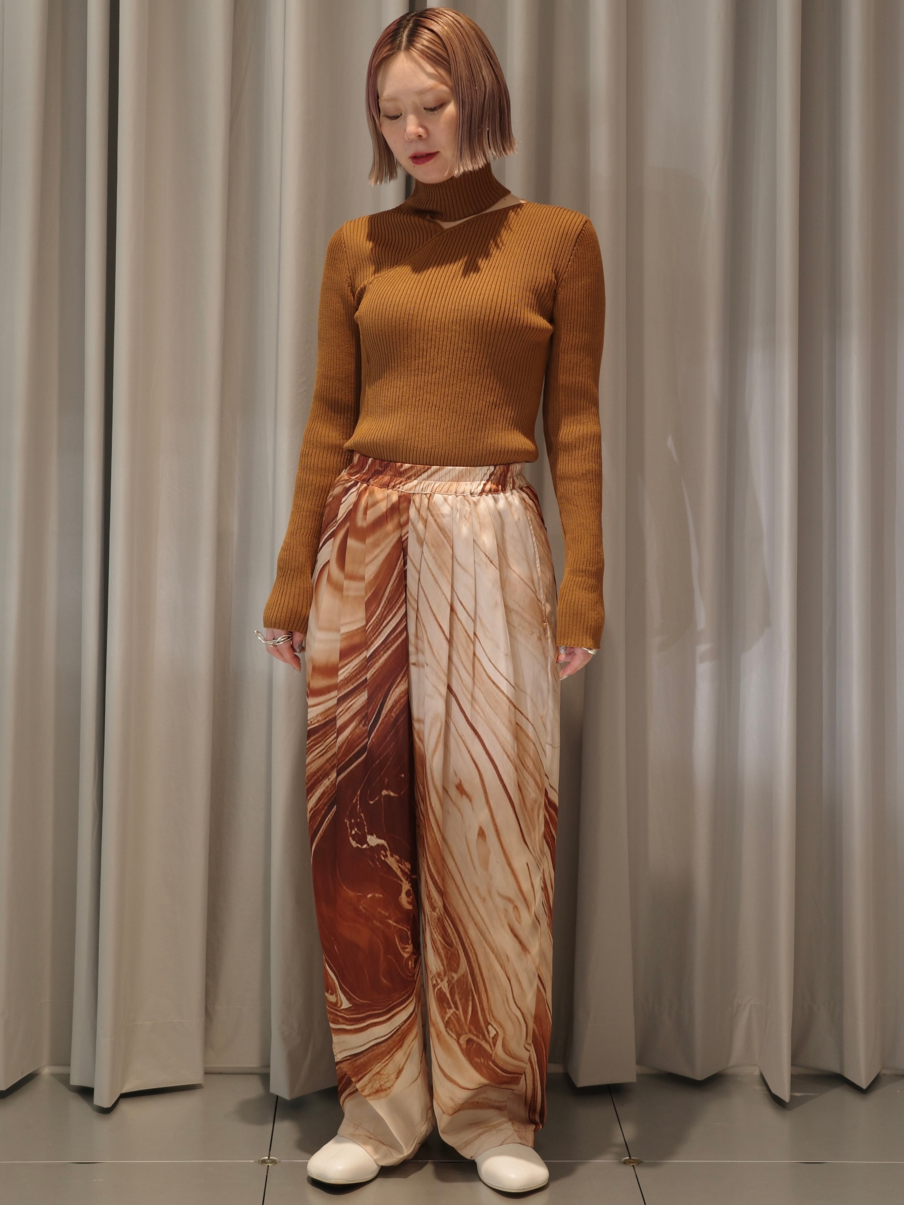 FUMIE TANAKA 25AW新品未使用 マーブル模様 ワンピース FUMIE TANAKA 25AW新品未使用 マーブル模様 ワンピース