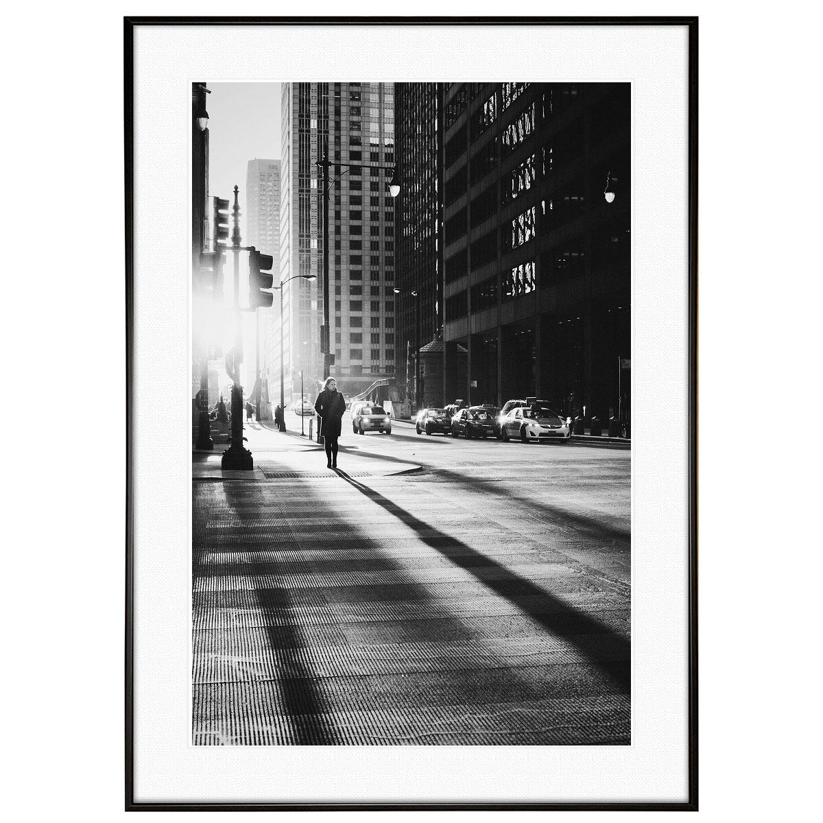 人物写真 ニューヨークを歩いている女性 インテリアモノクロアートポスター額装 AS2249