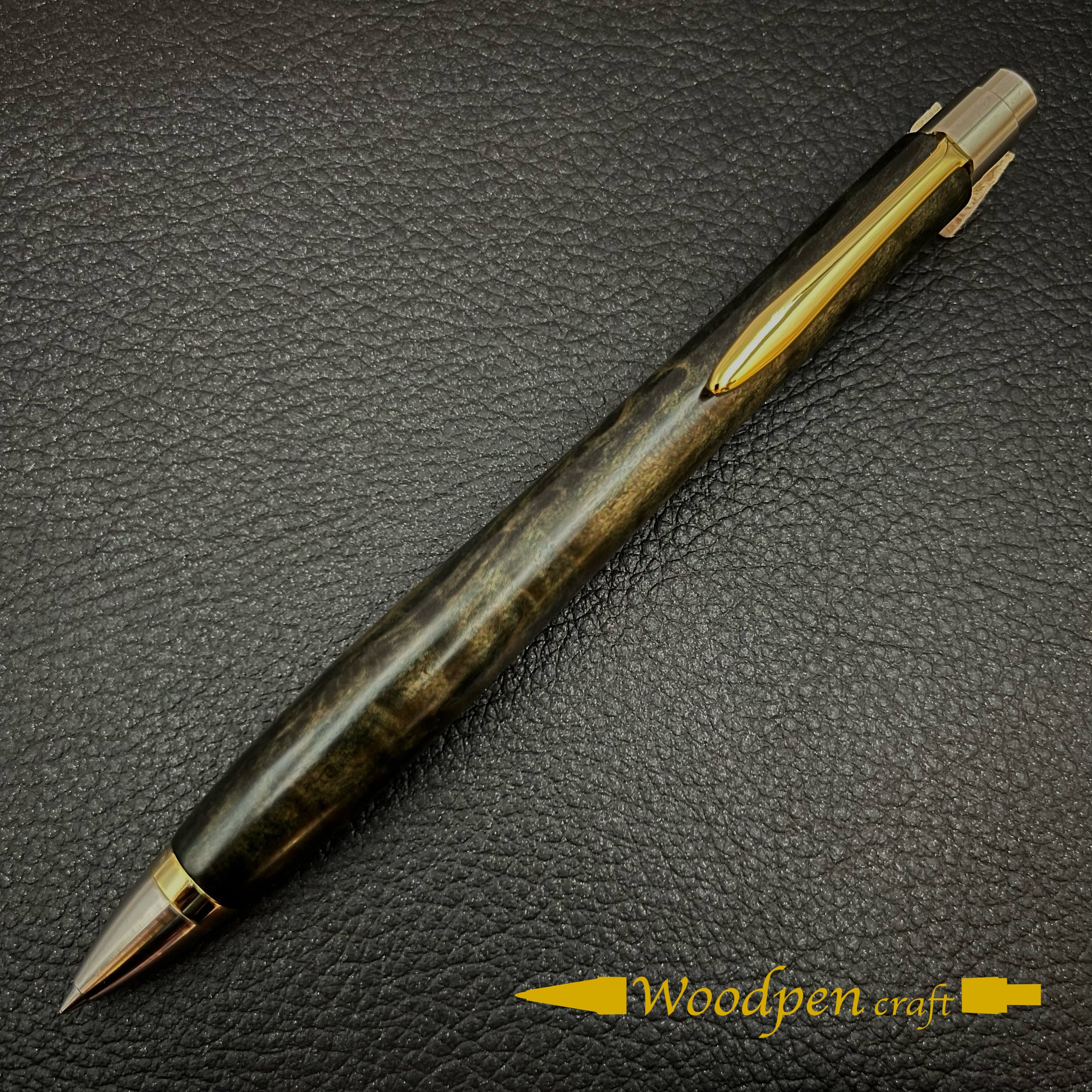 津*様 ウッドペンクラクトさん 杉瘤 国産摺り漆 織部 ボールペン 新品 杉瘤・国産摺り漆「織部（おりべ）」-305083111】ボールペン | 匠衆