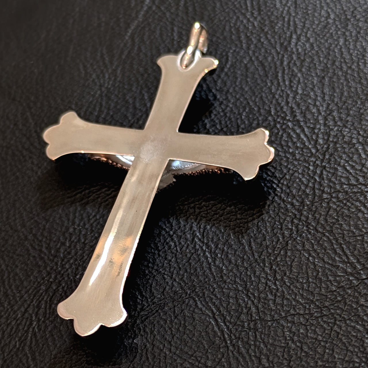 TARO WASHIMI : CROSS PENDANT - ARABESQUE DESIGN 001 | Gusset