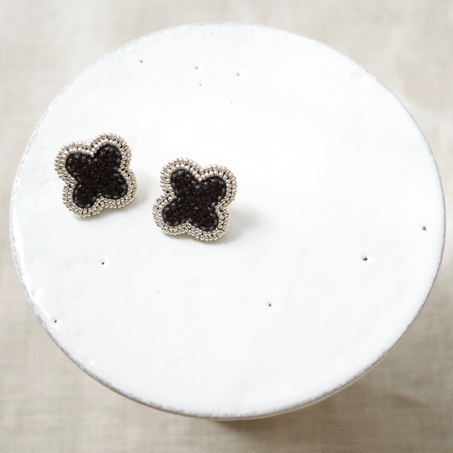 tamas(タマス) イヤリング＆ピアス「ēli ēli/Monochrome」片耳仕様