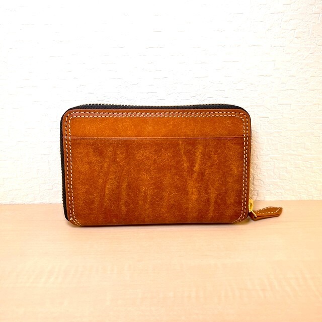 プエブロ　ラウンドミドル財布　キャメル