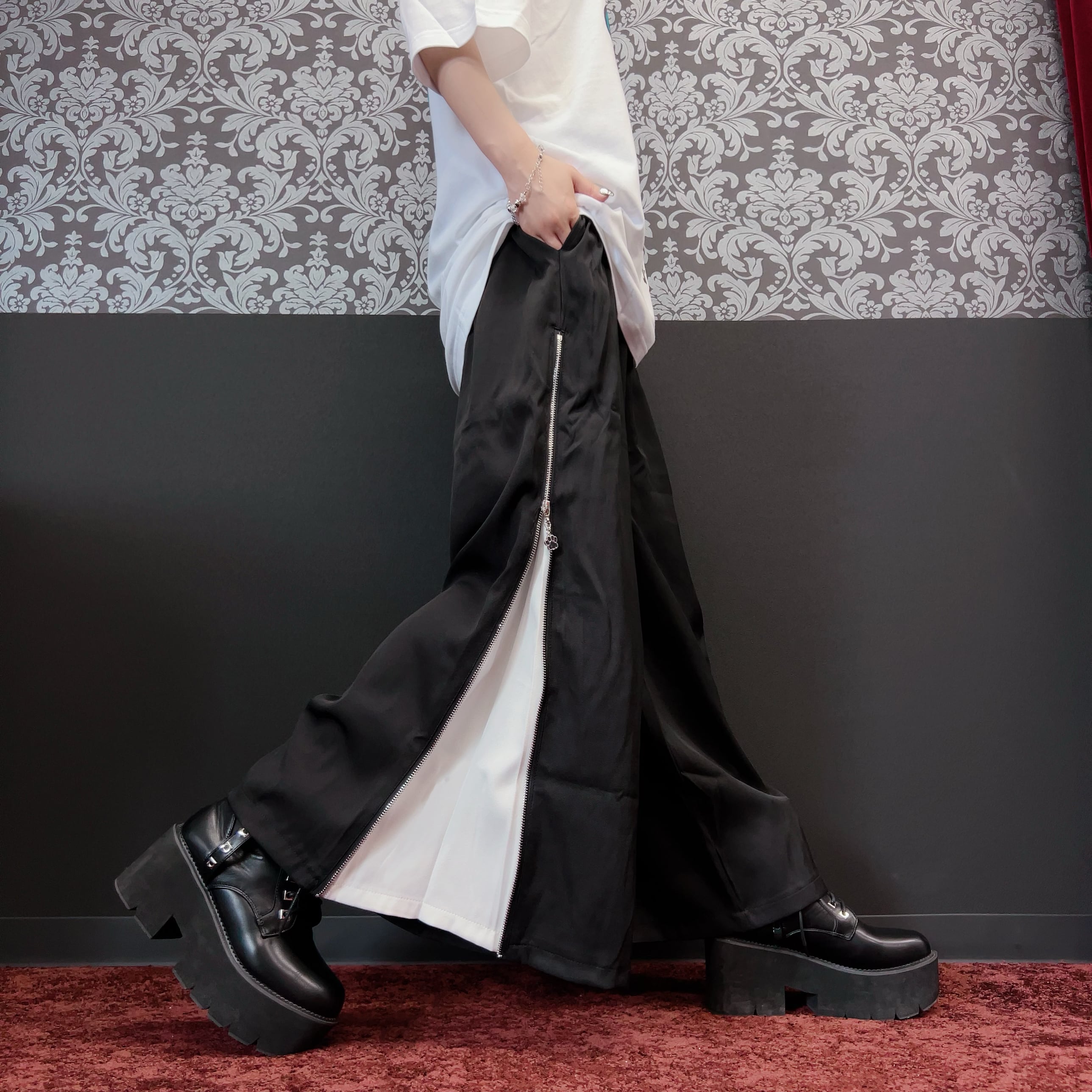 逆さシエル2WAY SIDE ZIP WIDE PANTS【肉球ZIPPER】 | NIER CLOTHING powered by BASE