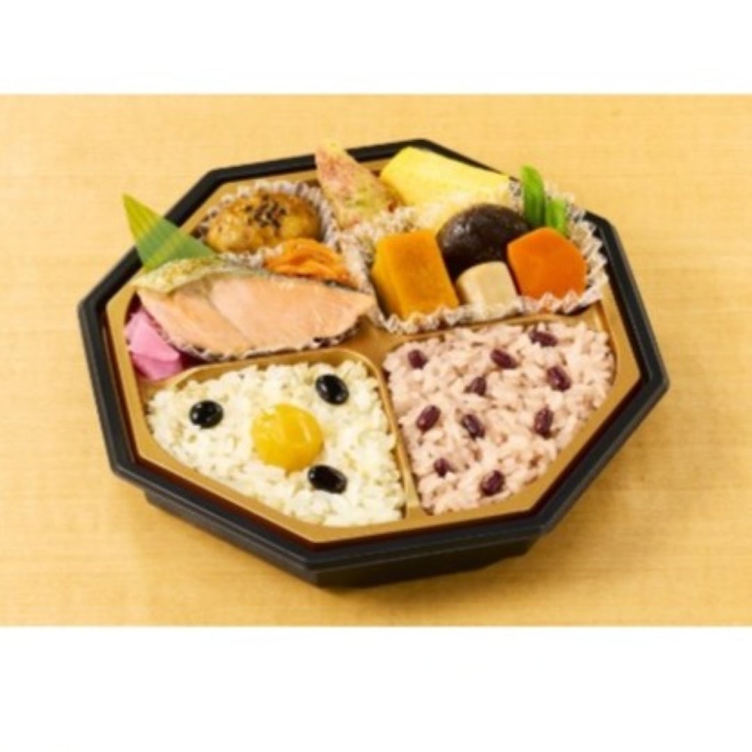 〈たごさく〉鮭塩焼と煮物の八角弁当 1折