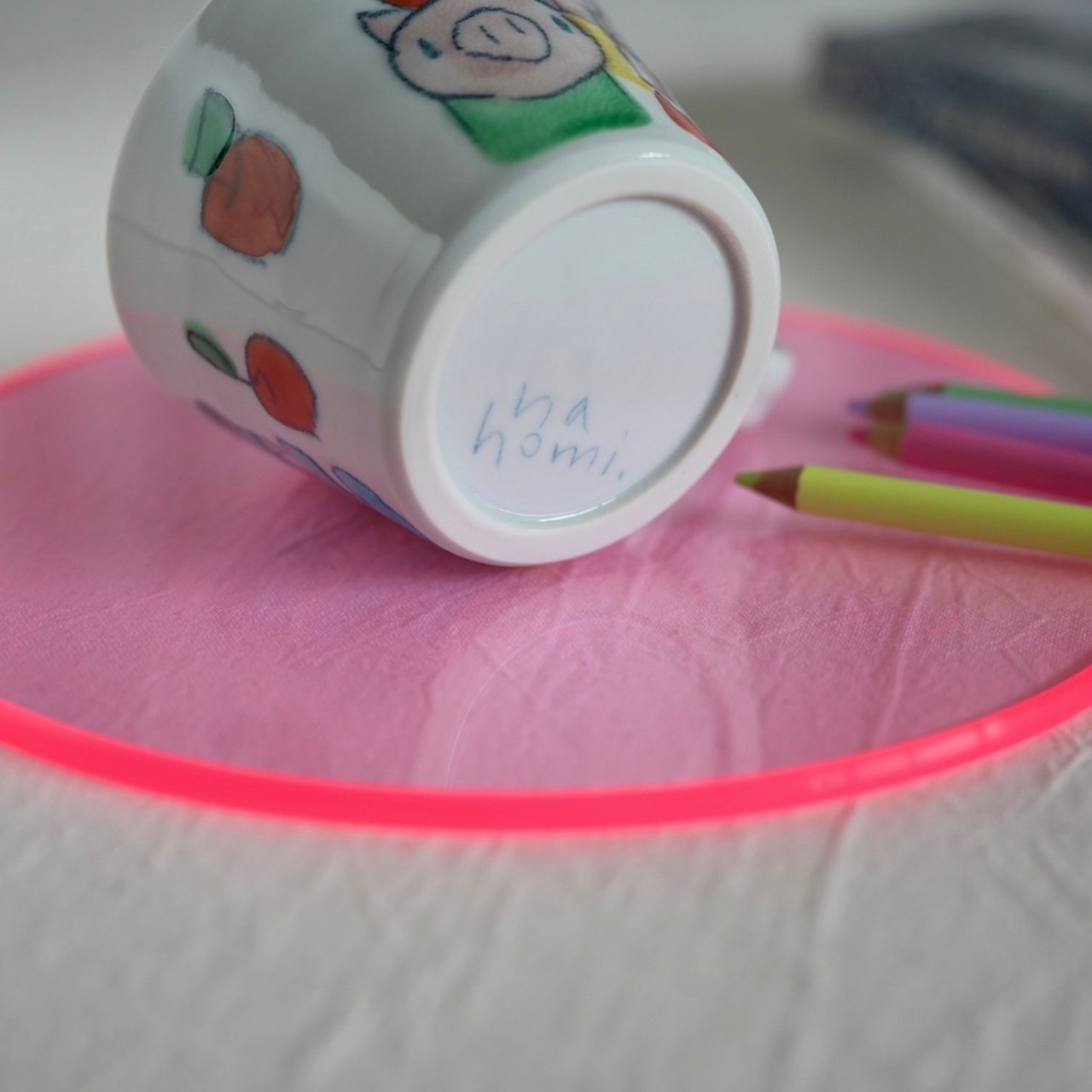 村田菜穂美作　子供用ミニマグ　「3びきのこぶた」［2104130000300］