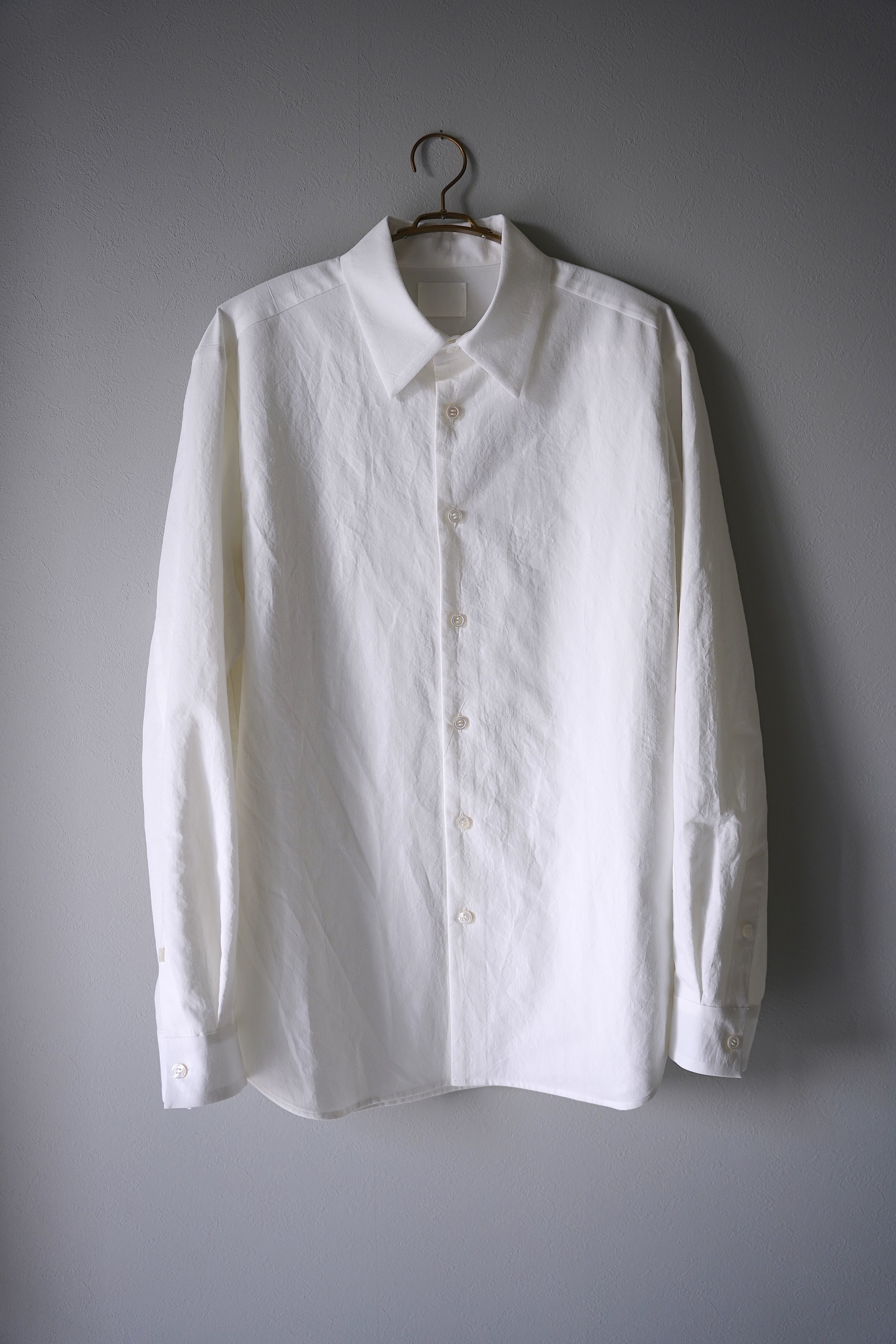 山内 塩縮加工コットンリネンシャツ羽衿あり white | DE OJAL omomuki