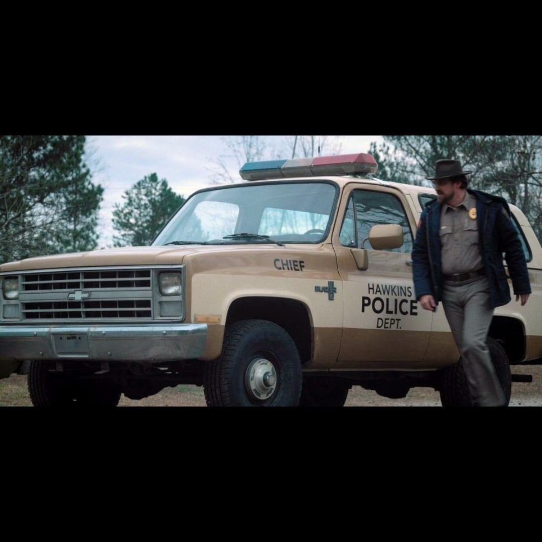 【 Stranger Things ( ストレンジャーシングス 】 Hawkins Police Car / ホーキンス警察 / ジム ホッパー『98Y5』 / ナンバープレート / ライセンスプレート 〚アメリカン雑貨 アメトイ〛