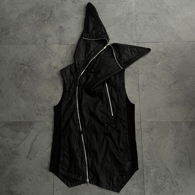 "bajra" Deformation Zip Vest