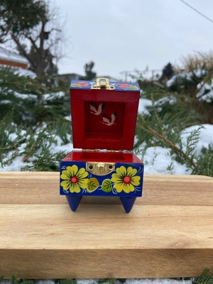 ペトリキフカ塗り　ジュエリーボックス（Khomenko作）