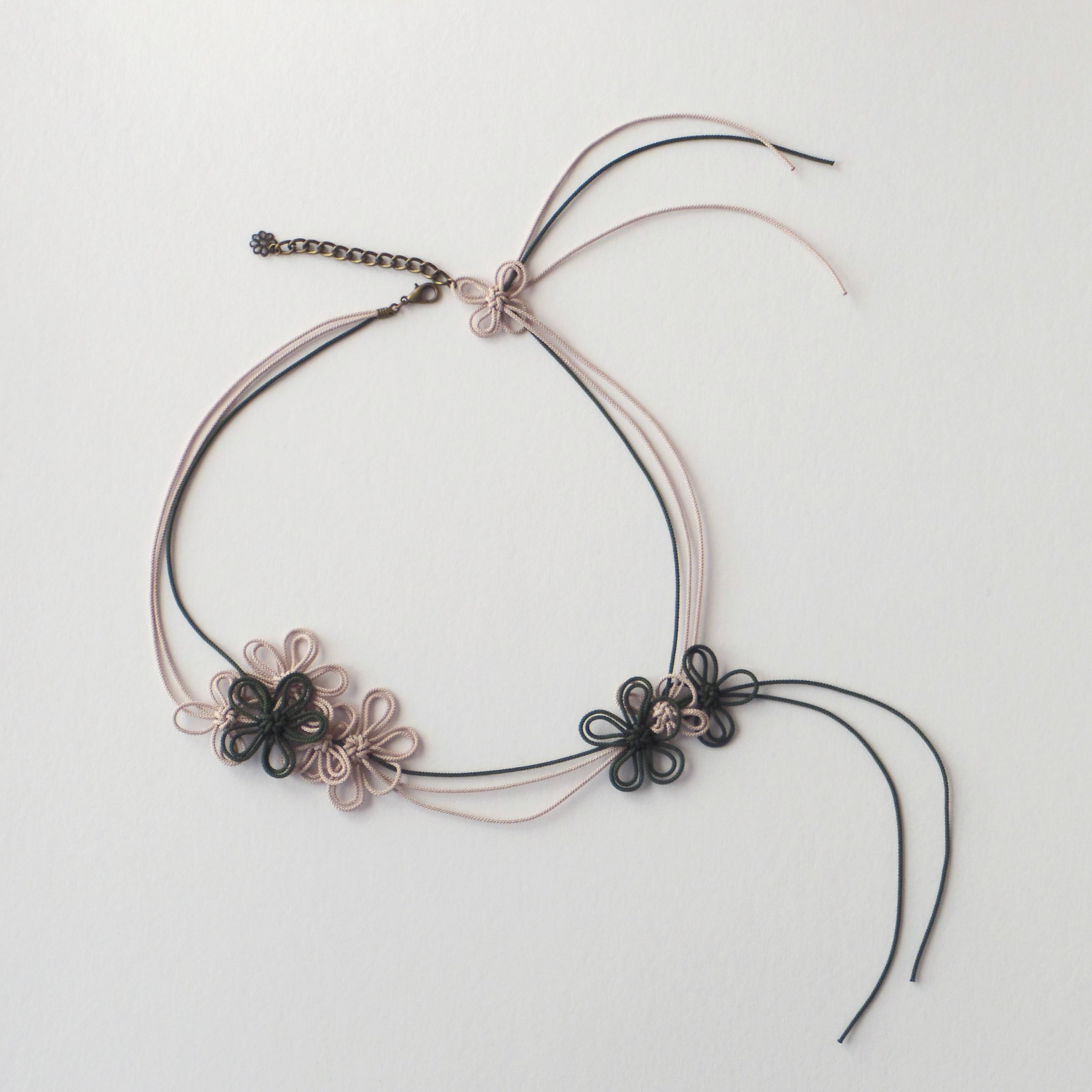 【新作】チョーカー「爛漫と萌」(深緑×薄茶)