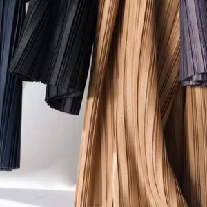 ハイウエストプリーツストレートパンツ W00182