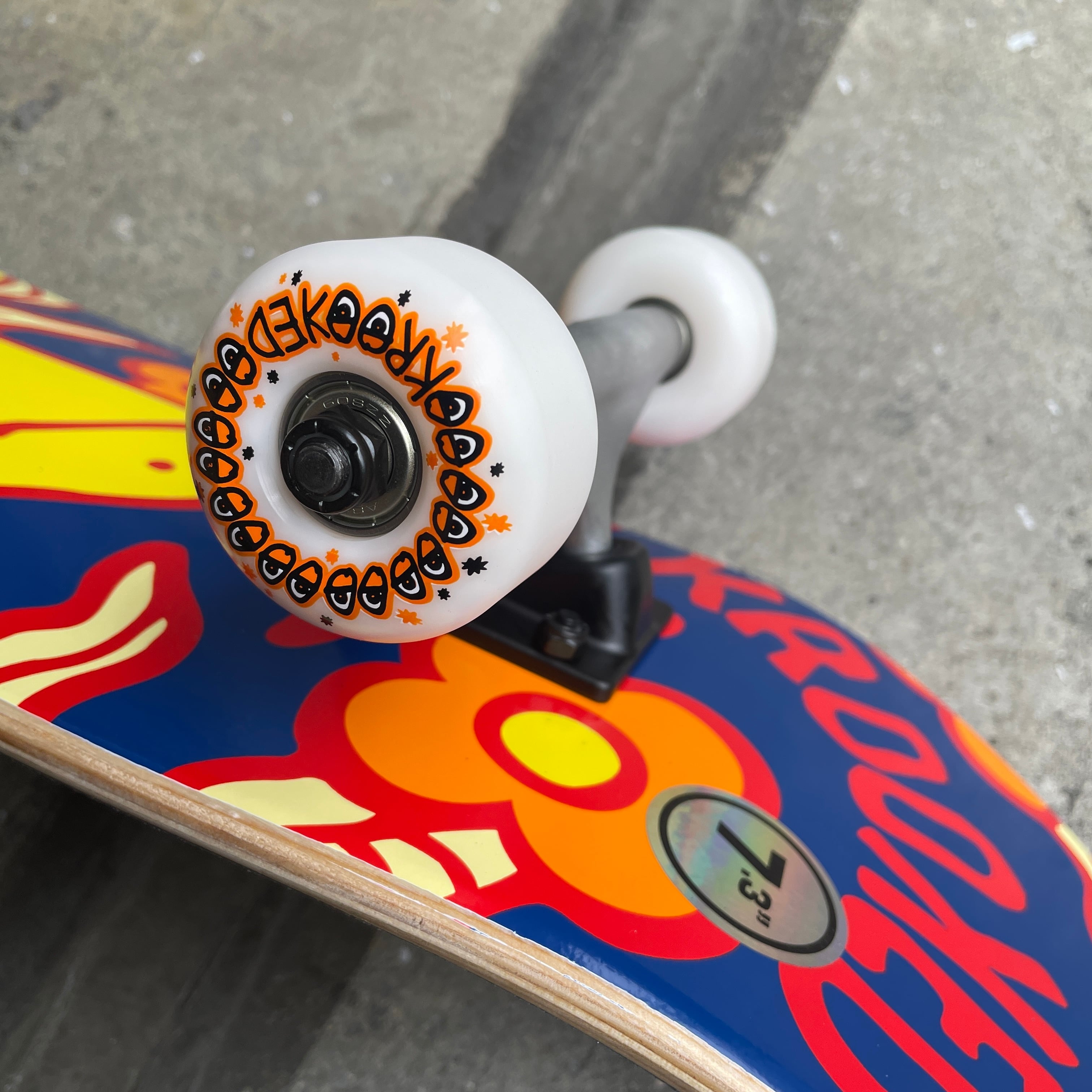 KROOKED COMPLETE / SHMOO VIBES / 7.3 x 29.5 inch ( 18.5 x 74.9 cm