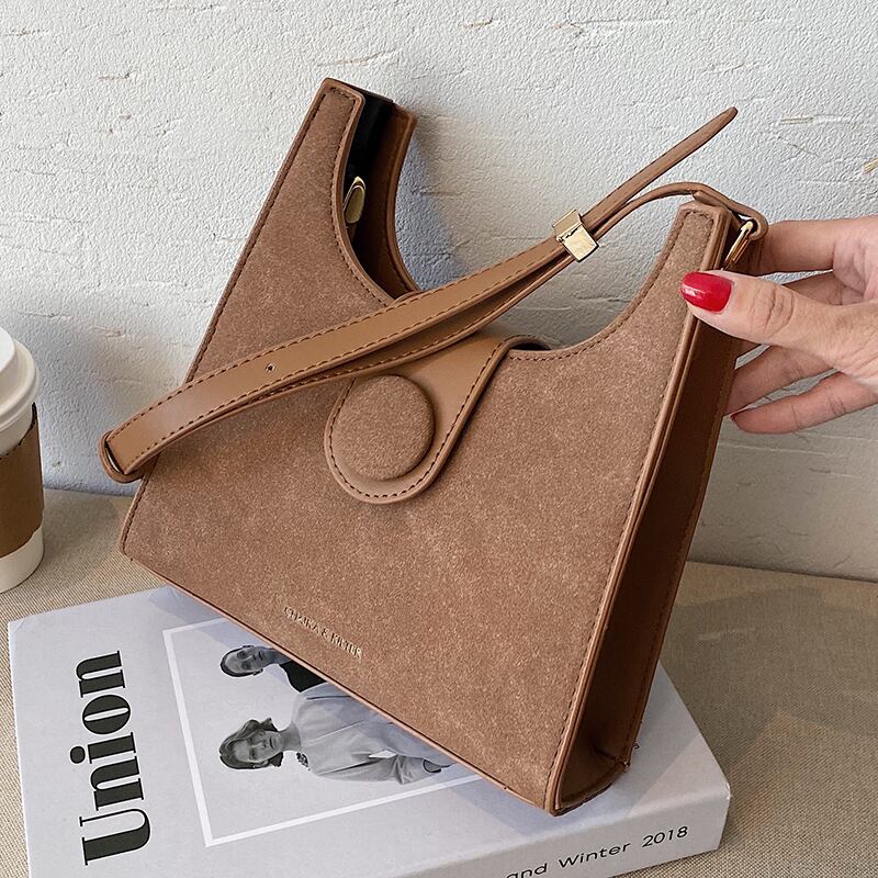 センスレディースワンショルダー脇の下バッグ女性2020人気の新しい流行のファッションネットレッドワイルドフロストメッセンジャーバッグ Tiancai_Wing_Bag29964407725