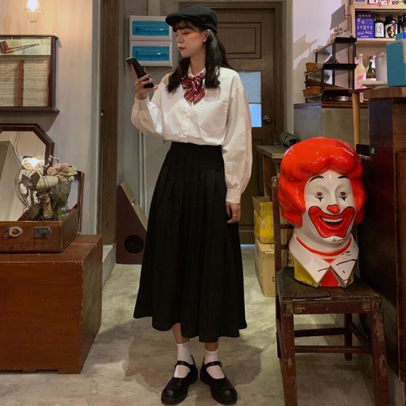 レッドホワイトシャツ リボンブラックプリーツスカート ロング YY-ファッション20448960371