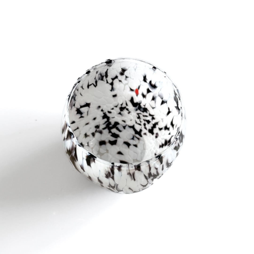 一点もの：Mサイズ】ムラーノ島の手吹きグラス｜白と黒のアート模様