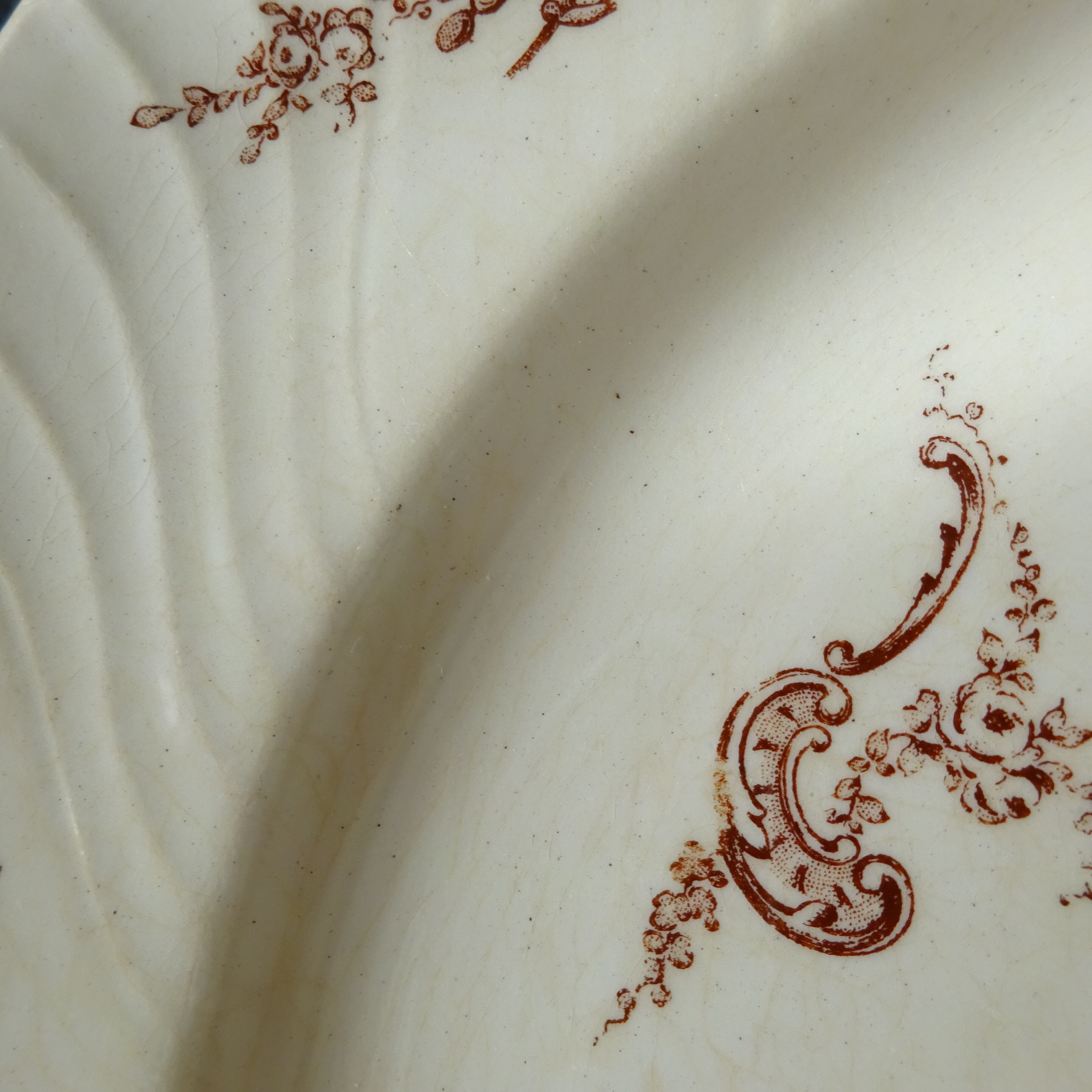 【 Épuisé 】KG Lunéville  modèle《Rocaille》Assiette plate (C)