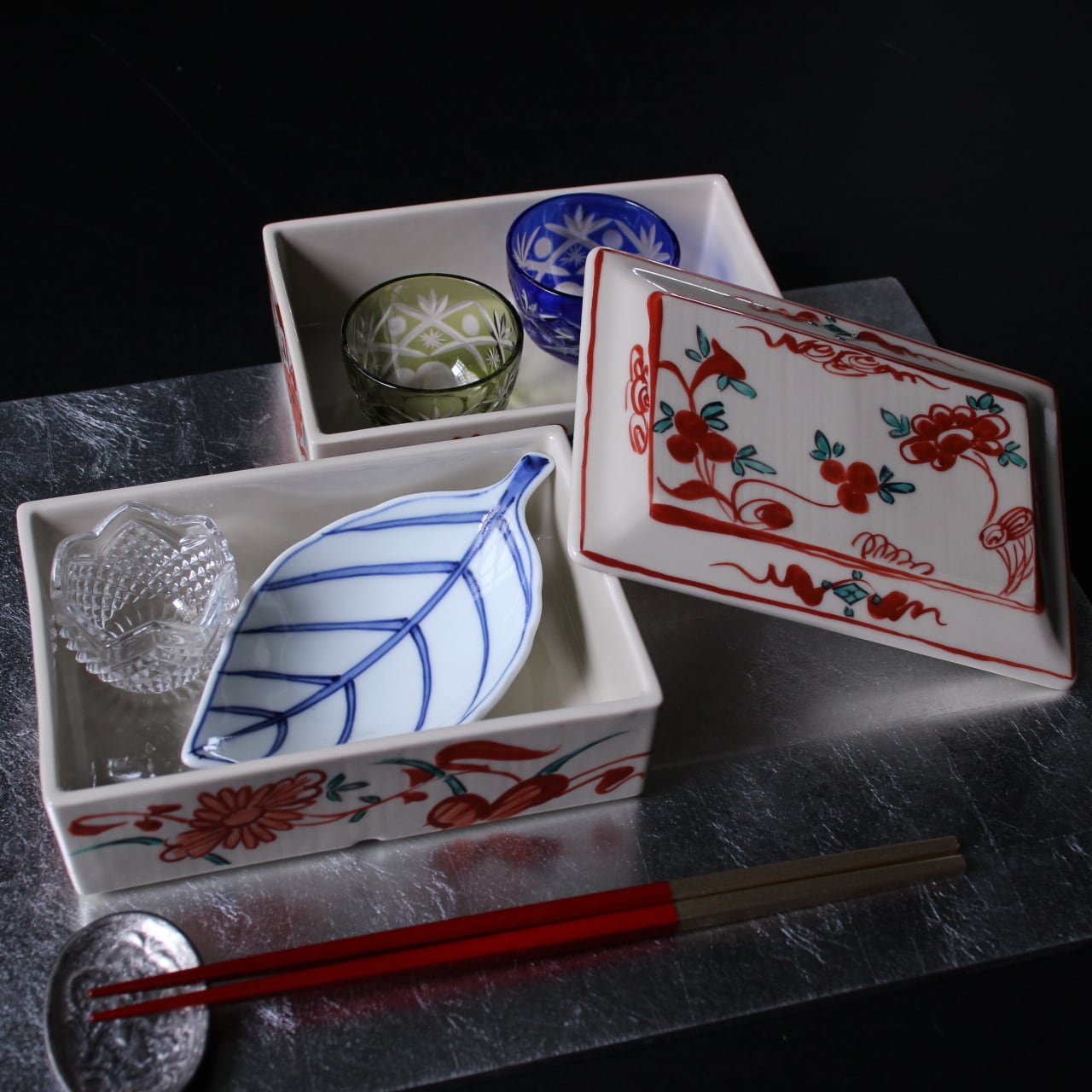 希少 特大 庫山窯 献上手金彩 三段重 蓋付き重ね鉢 金襴