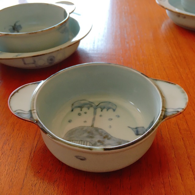 森圭介 Sora 子供食器 汁椀 スープボウル クジラ 京焼 離乳食 出産祝い Moiオリジナル 別注 陶芸作家 器 うつわ Mr 002 器と雑貨 Moi 森圭介 Sora 子供食器 汁椀 スープボウル クジラ 京焼 離乳食 出産祝い Moiオリジナル 別注 陶芸作家 器 うつわ Mr 002 器と雑貨 Moi