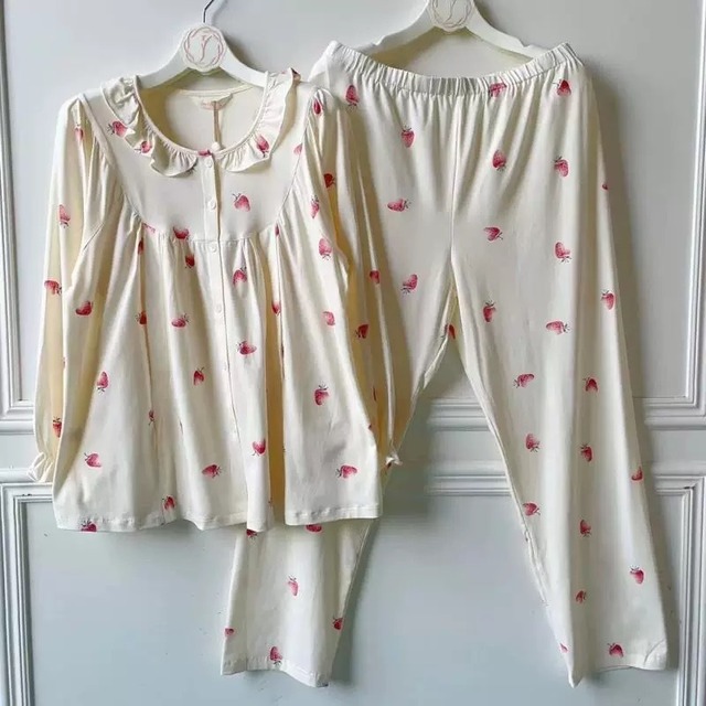 【取寄商品】【M-XL】いちご柄 授乳パジャマ  ルームウェア