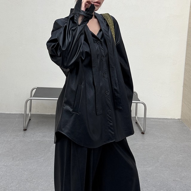 Tie neck faux leather shirt【2color】 C1586