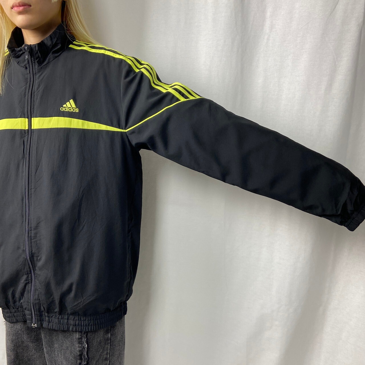 adidas アディダス ポリエステル トラックジャケット メンズM 古着 