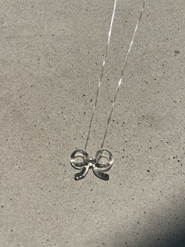 ribbon necklace
