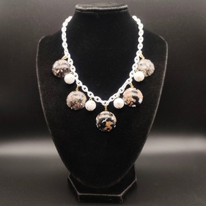 Lucille - Black / Necklace