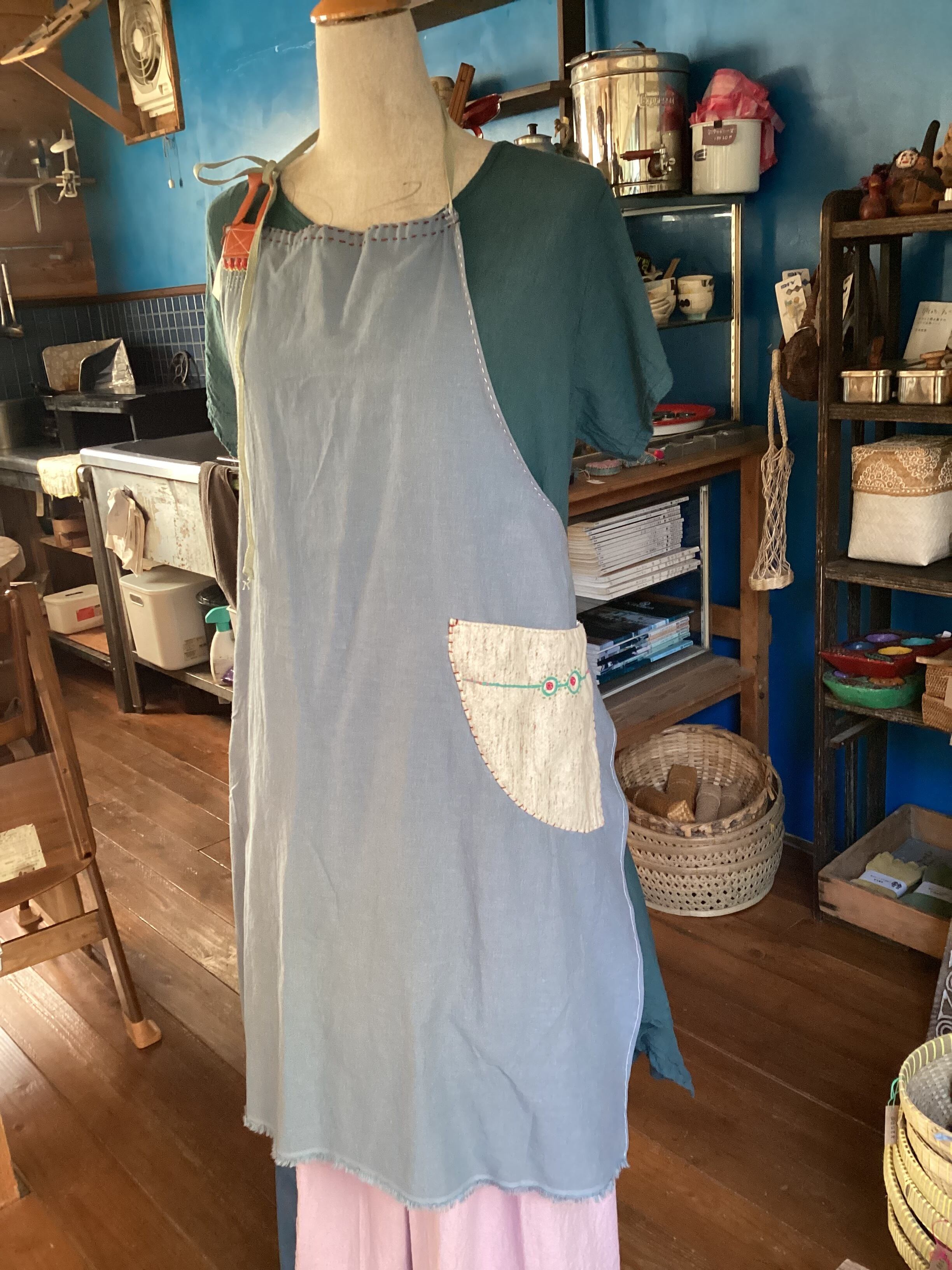 母の日に◎手作りエプロン:水色メガネ