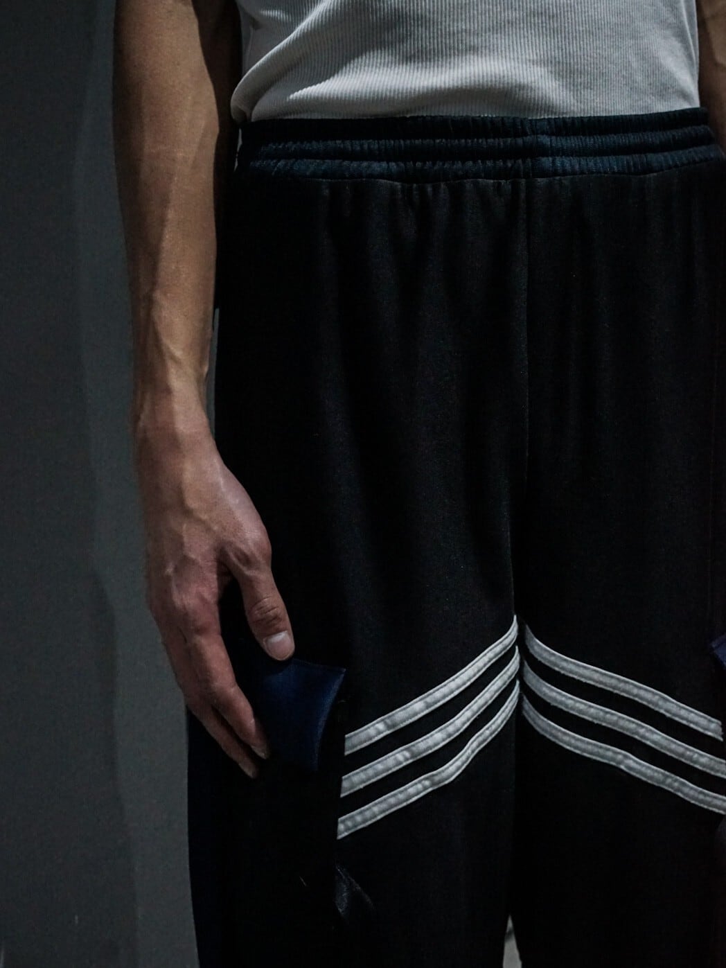 ヴィンテージadidas /オリジナルリメイク/下北沢古着/トラックパンツ】