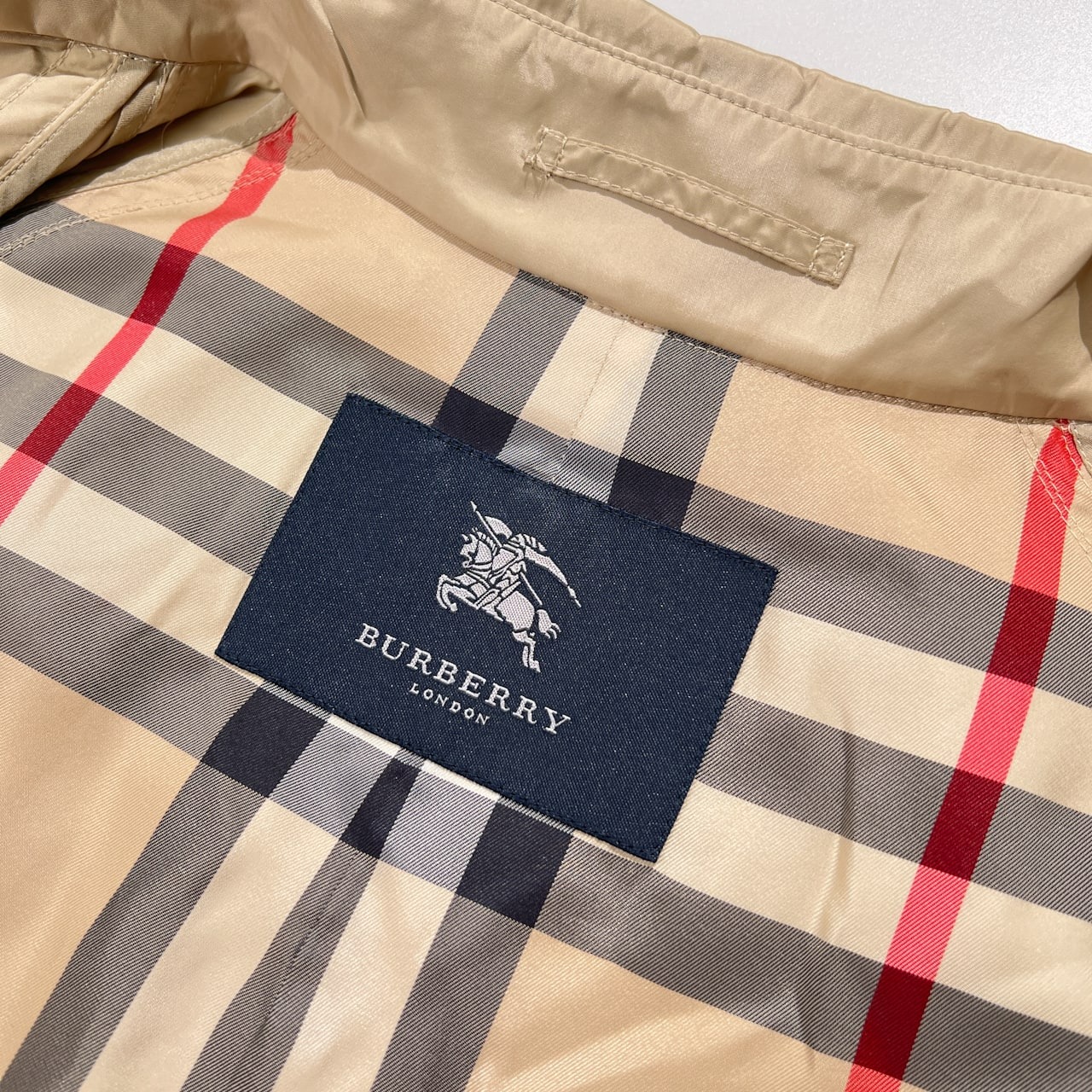 BURBERRY LONDON バーバリー ロンドン 裏チェック ライト コート サイズ M /ベージュ/ベルト付き/薄手/三陽商会