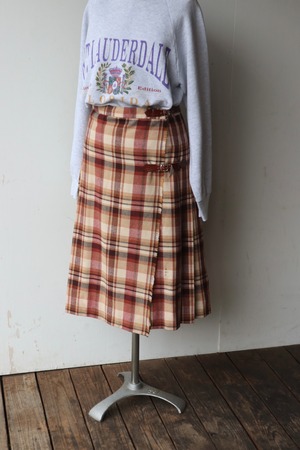 plaid wool maki skirt