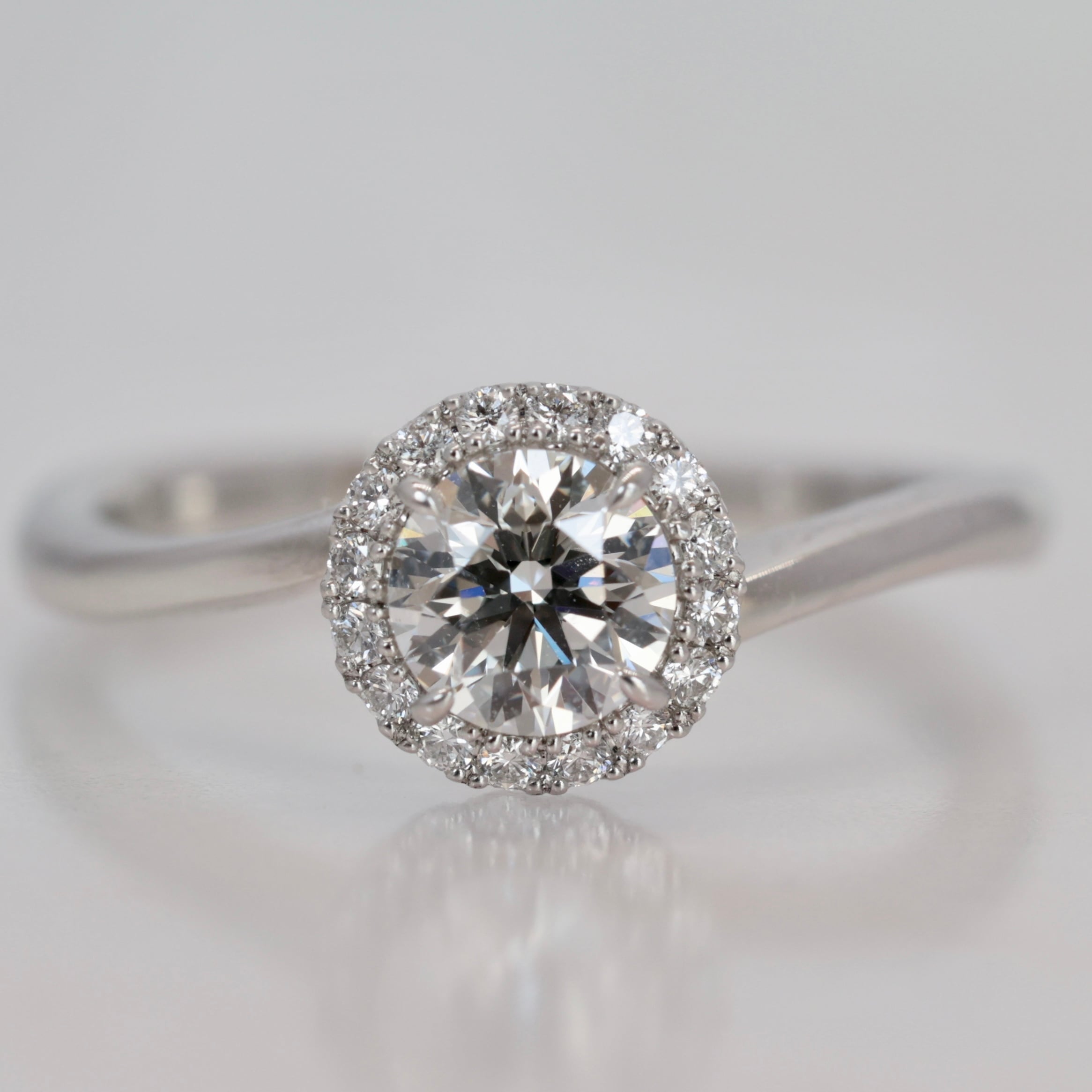 Pt950 スタージュエリー HALO ダイヤモンド 0.418ct 0.08ct リング 