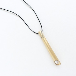 オーボエリードの芯とパールのペンダント  O-006 Oboe reed tube pendant