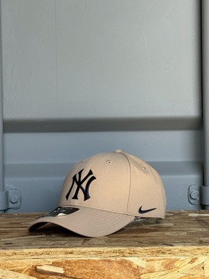 New York Yankees NIKE CAP (beige)