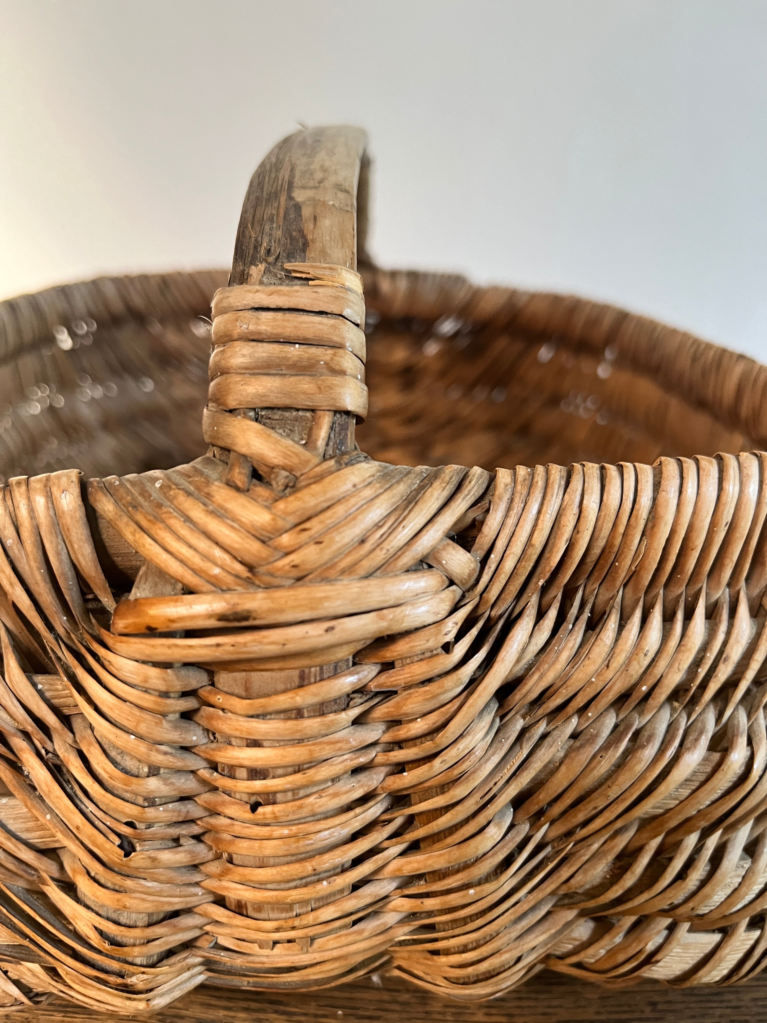 PANIER vintage＜フランスかご・ヴィンテージ・竹ハンドル・かご小さめ