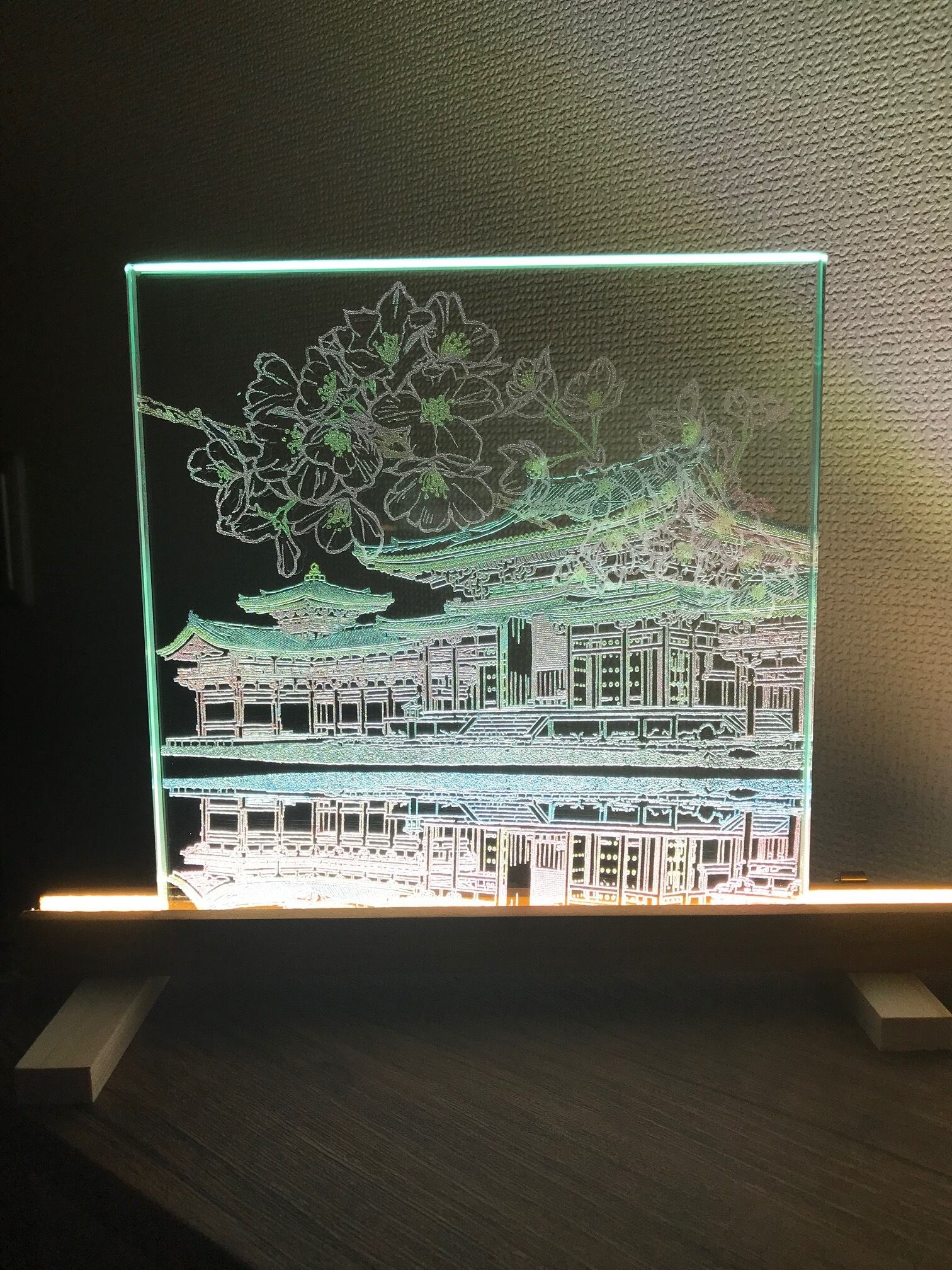 オーダー専用・彫刻ガラス絵画 | EnergyFrog