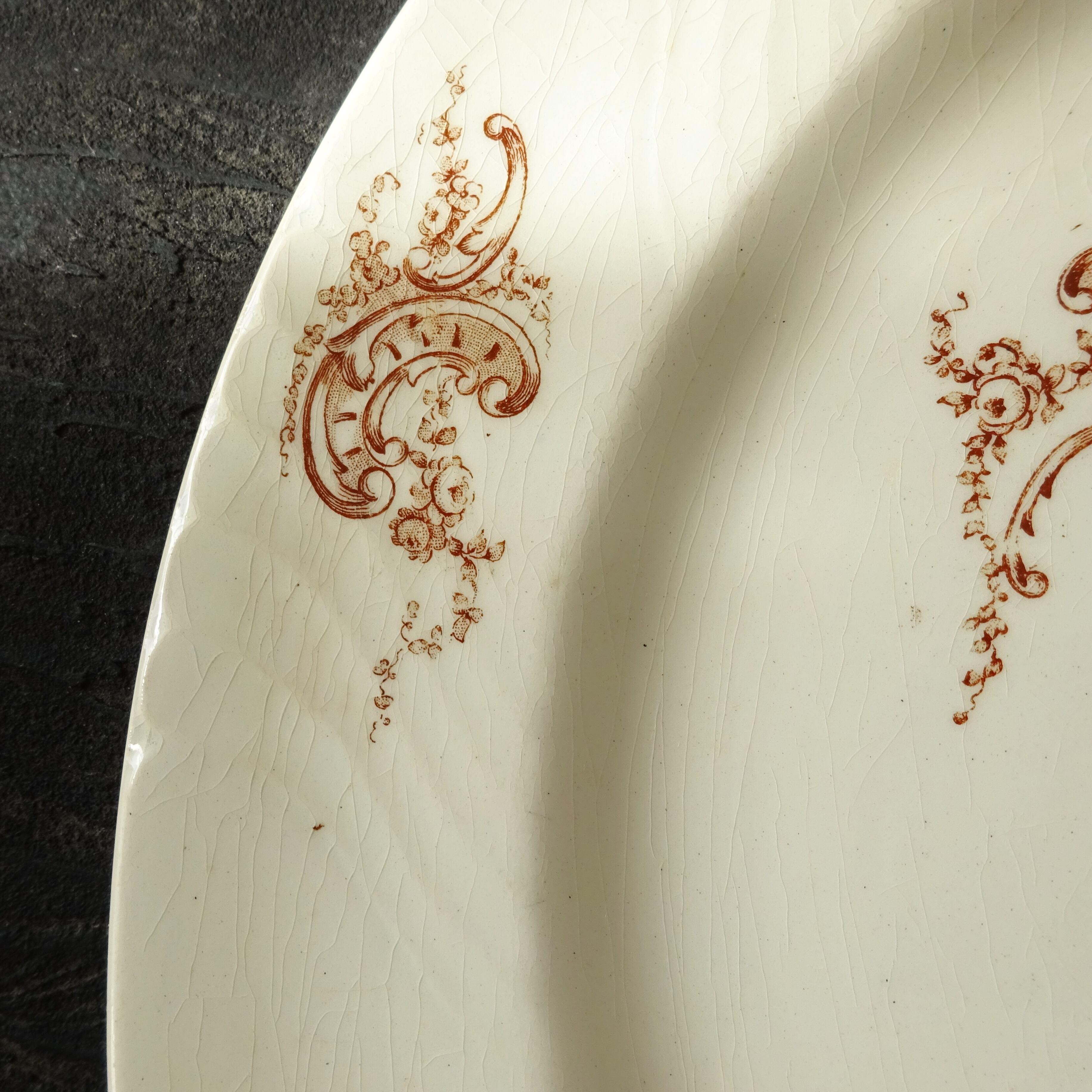 KG Lunéville  modèle《Rocaille》Assiette plate (A)