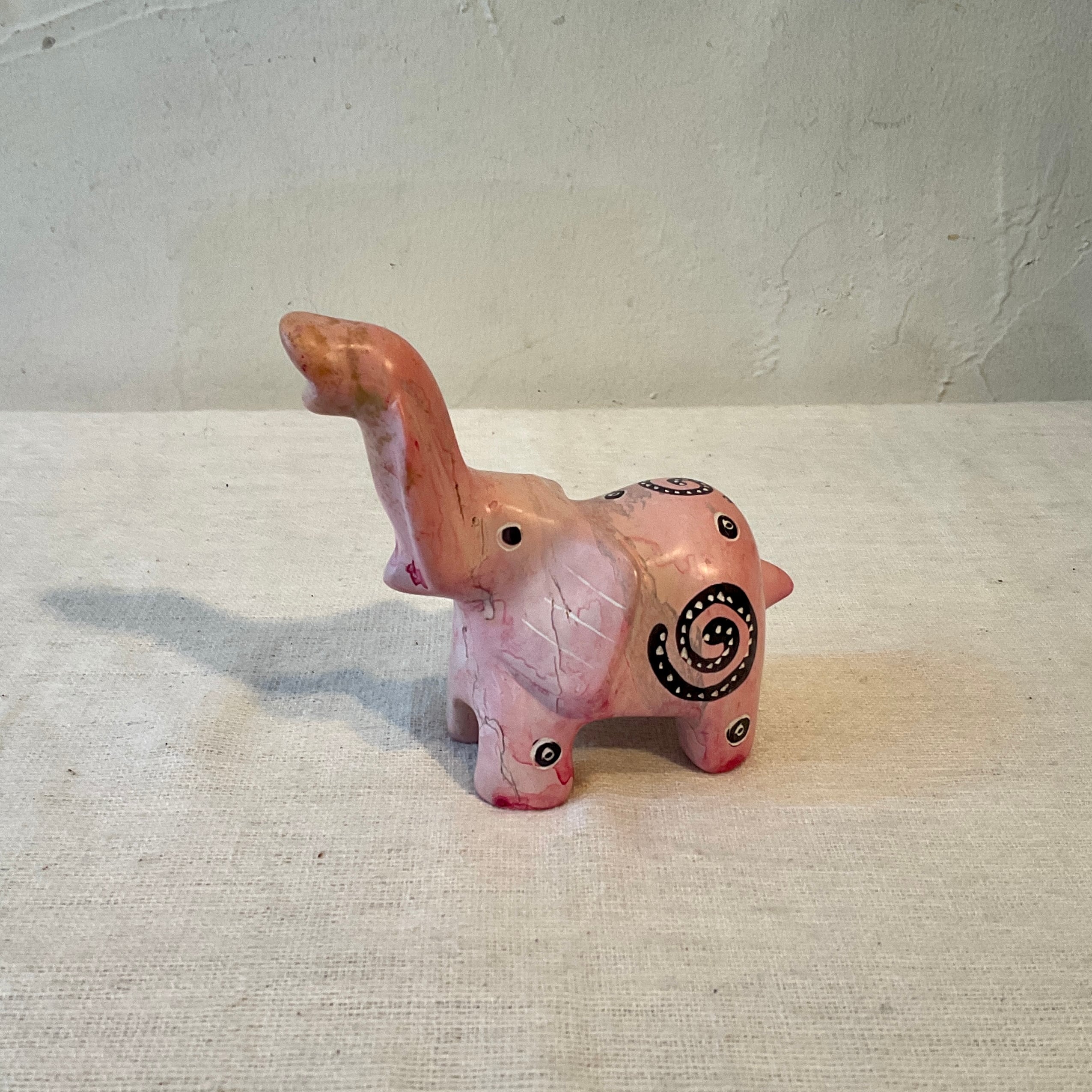 象 陶器 ランプ フラワースタンド ソープストーンの幸運ゾウ(ピンク