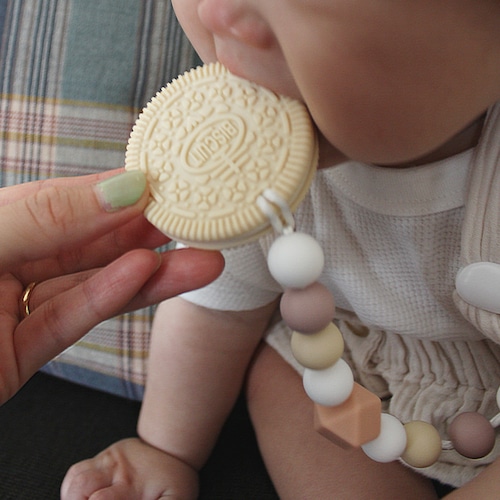 BISCUIT TEETHER ビスケット ティーザー
