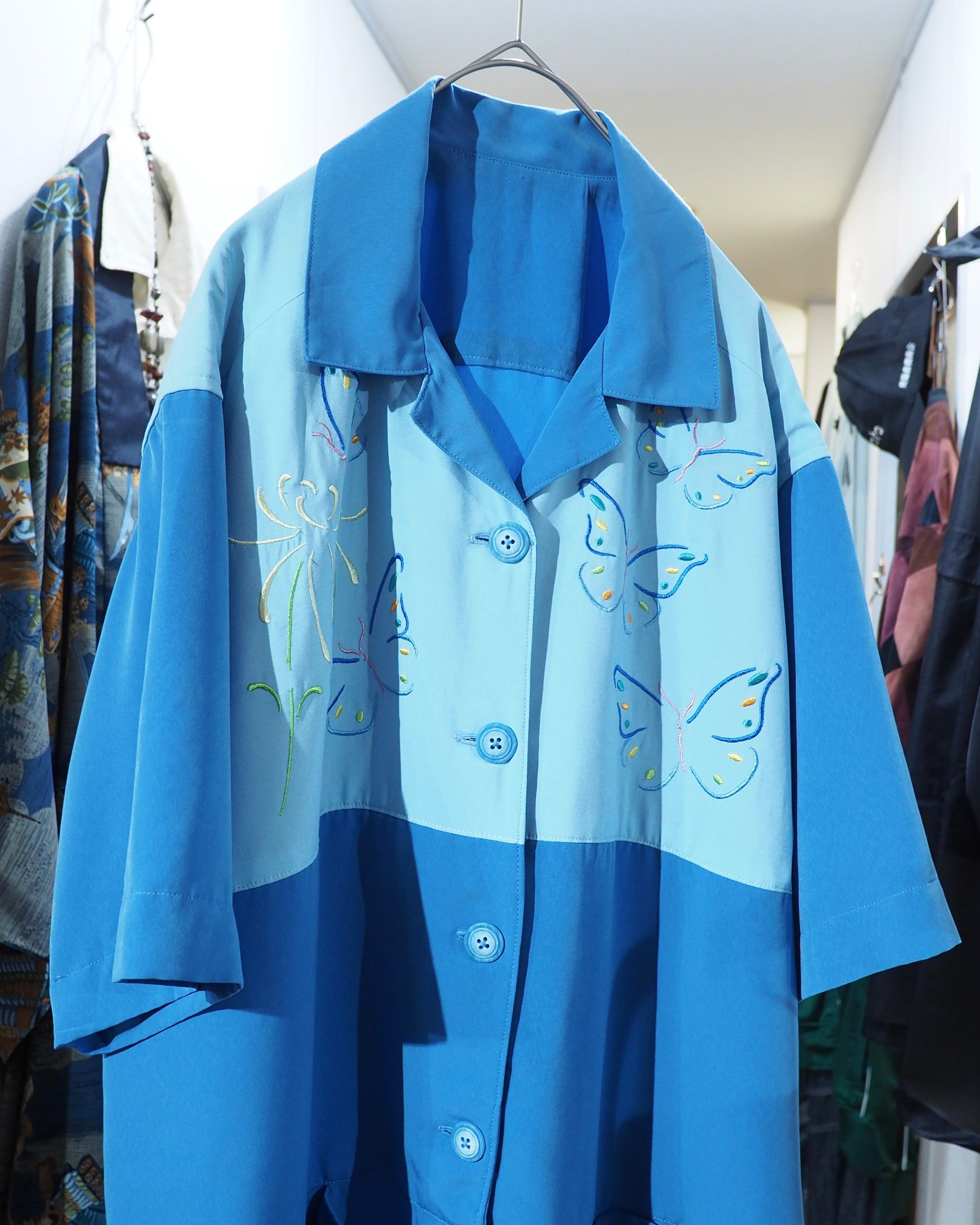 Beautiful Butterfly Embroidery vintage loose Open collar SS shirt